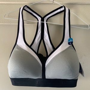 Champion - The Curvy Sports Bra